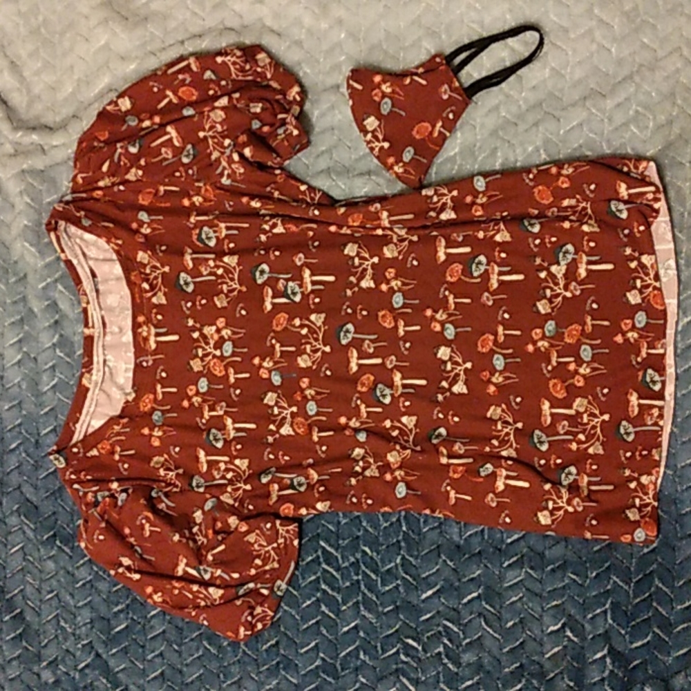 Blouse with matching mask